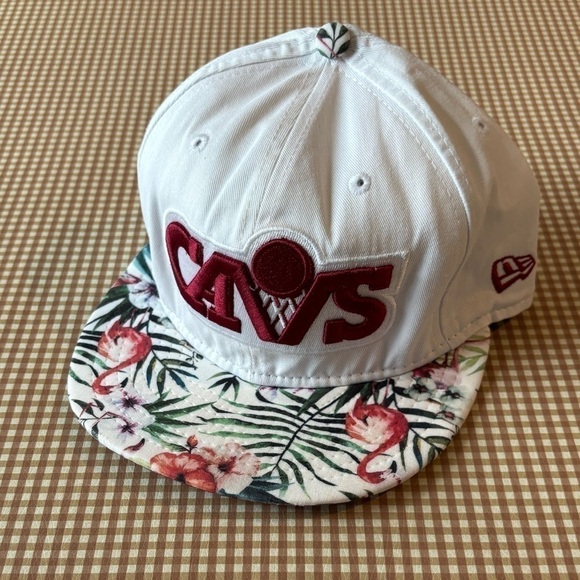New Era Other - New Era Cleveland Cavs Tropical Flamingo Snapback hat
